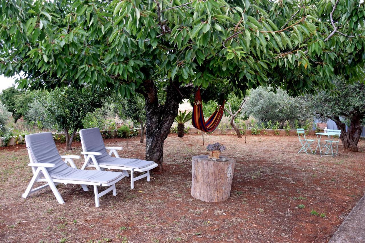 Villa A Volte In Collina Martina Franca Exterior foto
